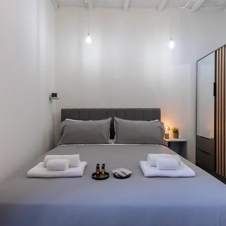 Charming 18 Min Da Firenze *